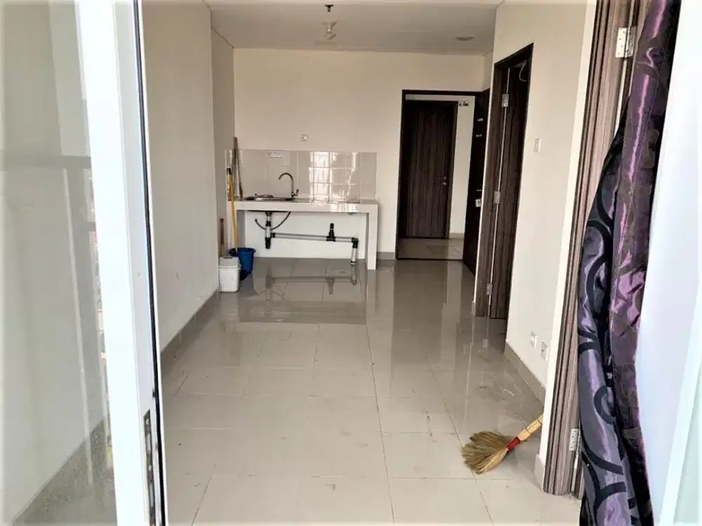 APARTEMEN SUNTER ICON UKU 45 M2 TOWER WEST LT 27 ADA 2 KT+1 KM KOSONGAN HRG MENARIK