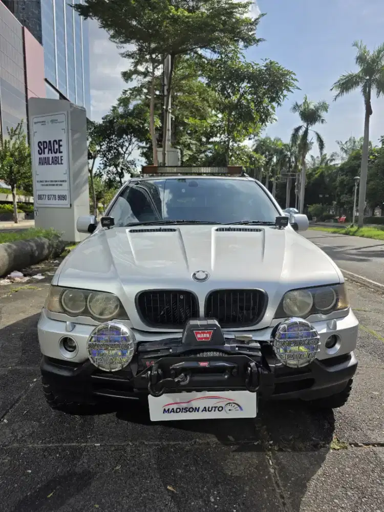 BMW X5 4.4 AT 2001