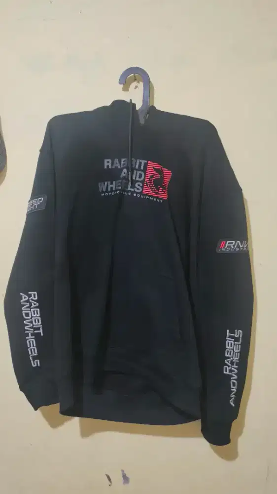 RABBIT AND WHEEL HOODIE TORQUI RED