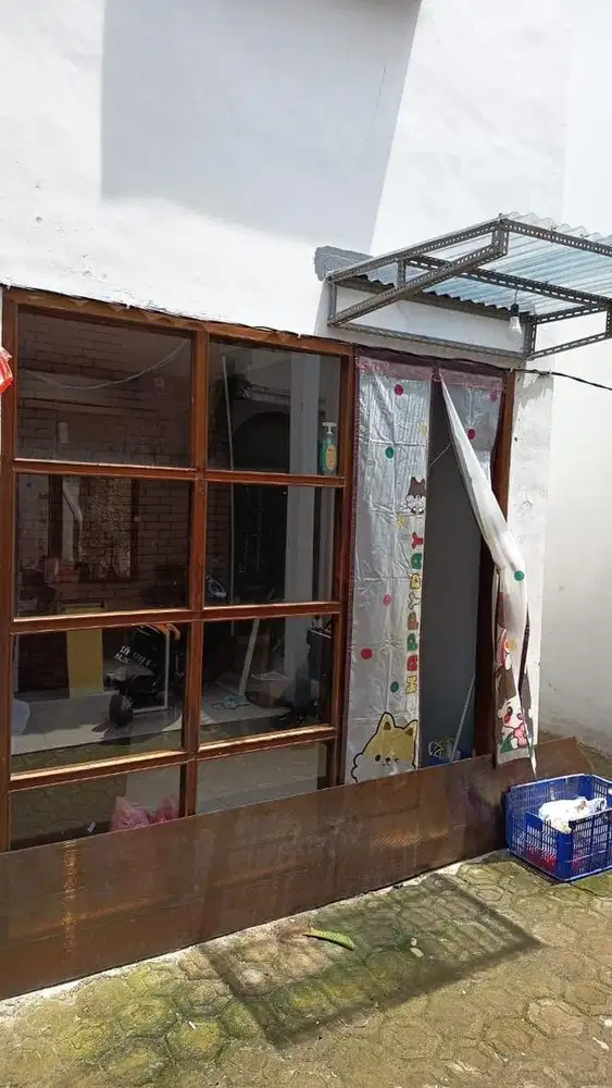 Dibutuhkan Helper Rajin & Kuat – Dapat Tempat Tinggal + Supply Bulanan