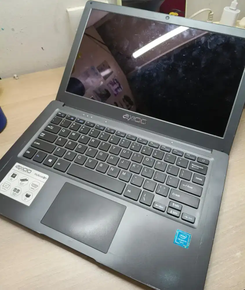 Laptop Axio Mybook 14H