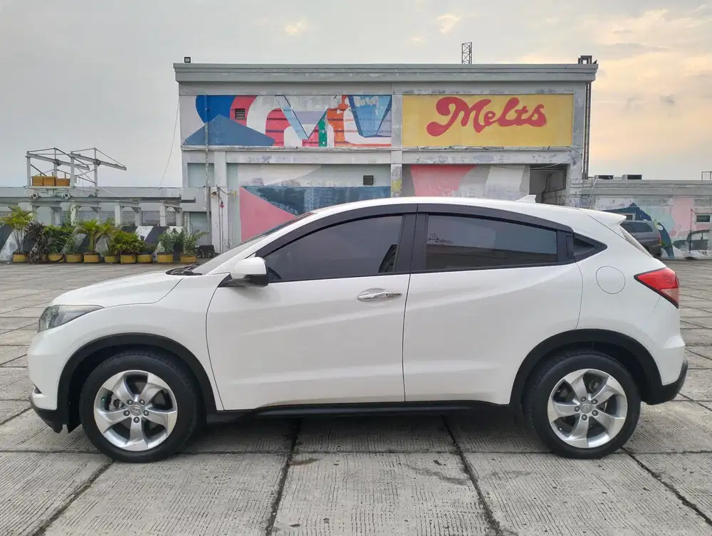 (KM 4x,xxx) Honda HR-V 2018