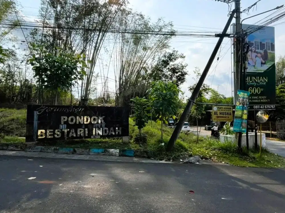 tanah poros jalan landungsari sebelah Thursina