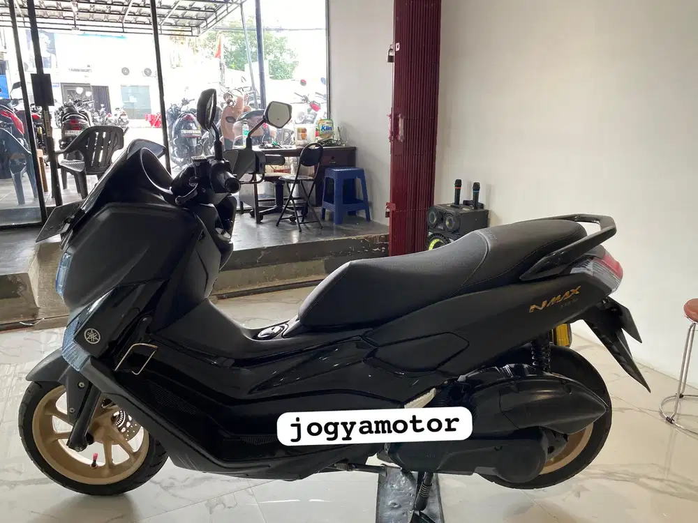 Yamaha nmax tahun 2018 cash / credit