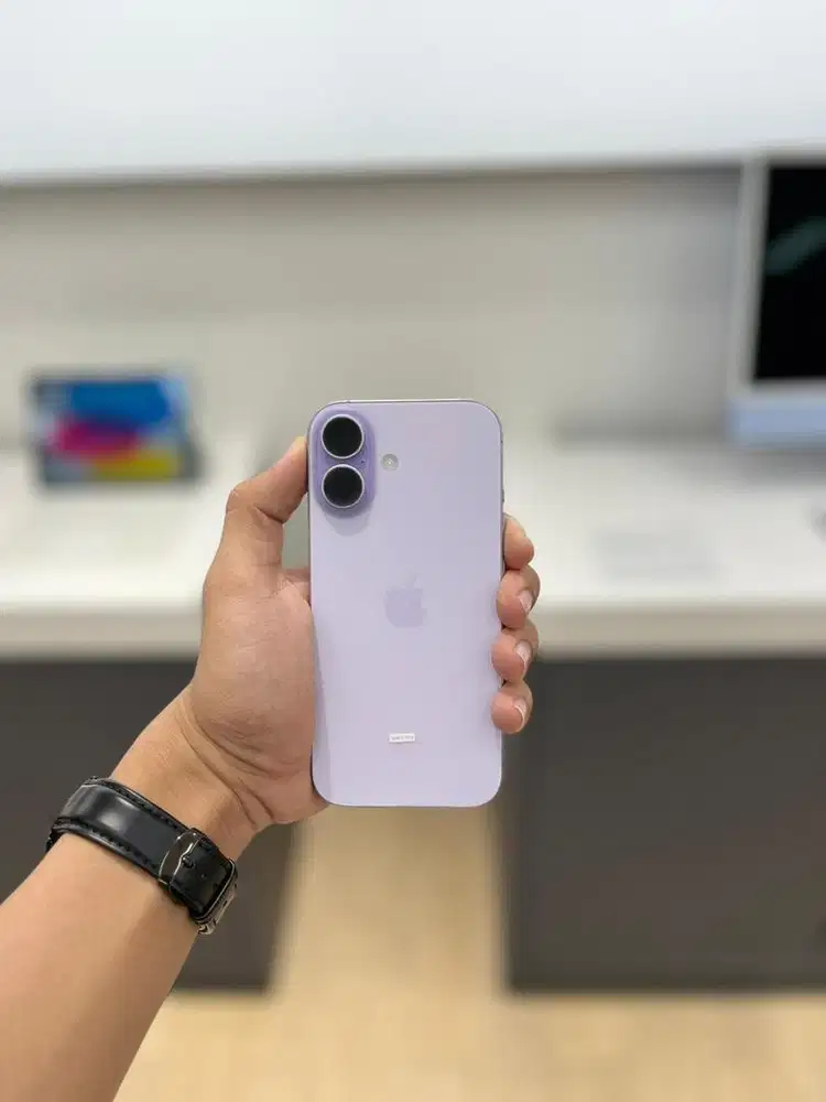 cicilan Iphone baru angsuran pertama bulan depan