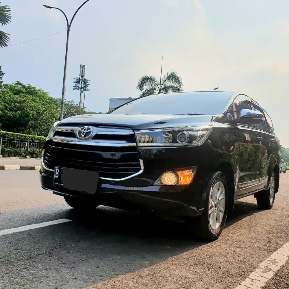 Antik like new! Toyota Innova Reborn 2.4 turbo diesel  AT 2018