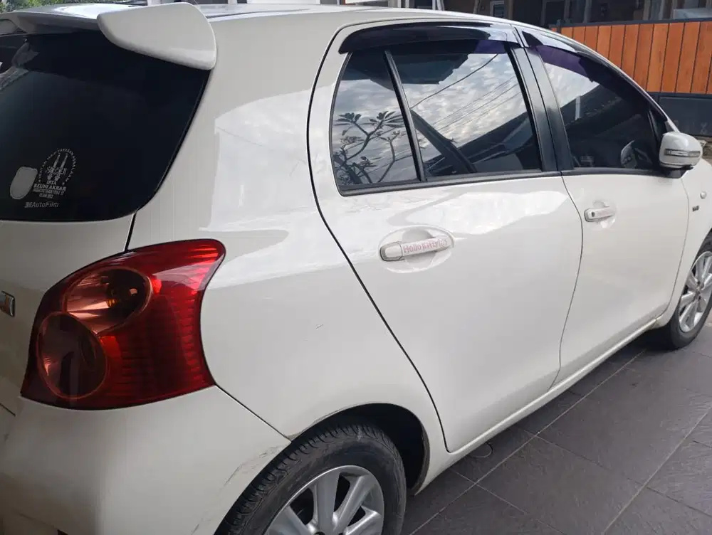 Toyota Yaris 2012 Bensin