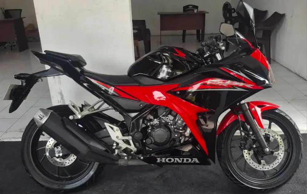 Cbr 150 R Tahun 2018 Istimewa