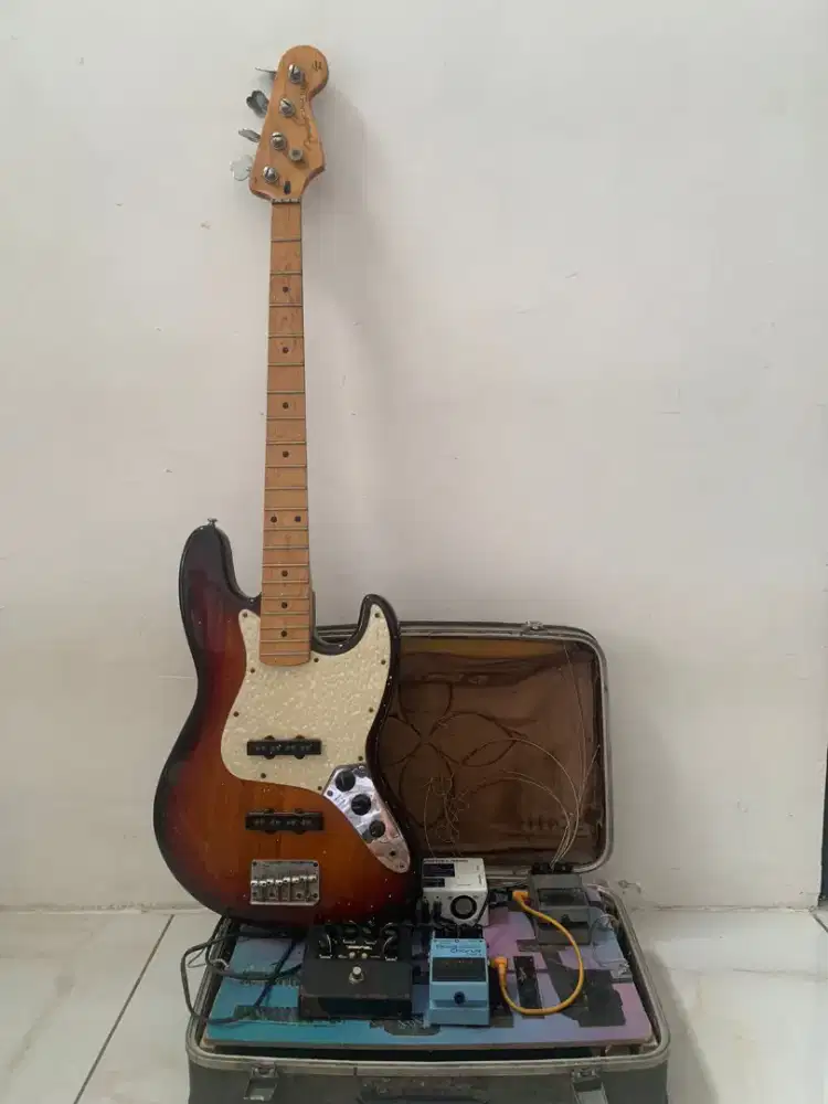 Dijual Bass dan Efek