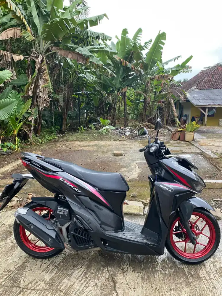 Bismilah jual motor honda vario 125 tahun 2019