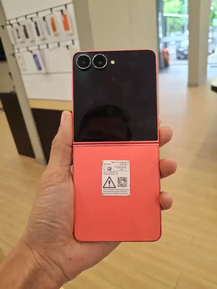 Samsung Galaxy Z Flip 7 12/256GB New