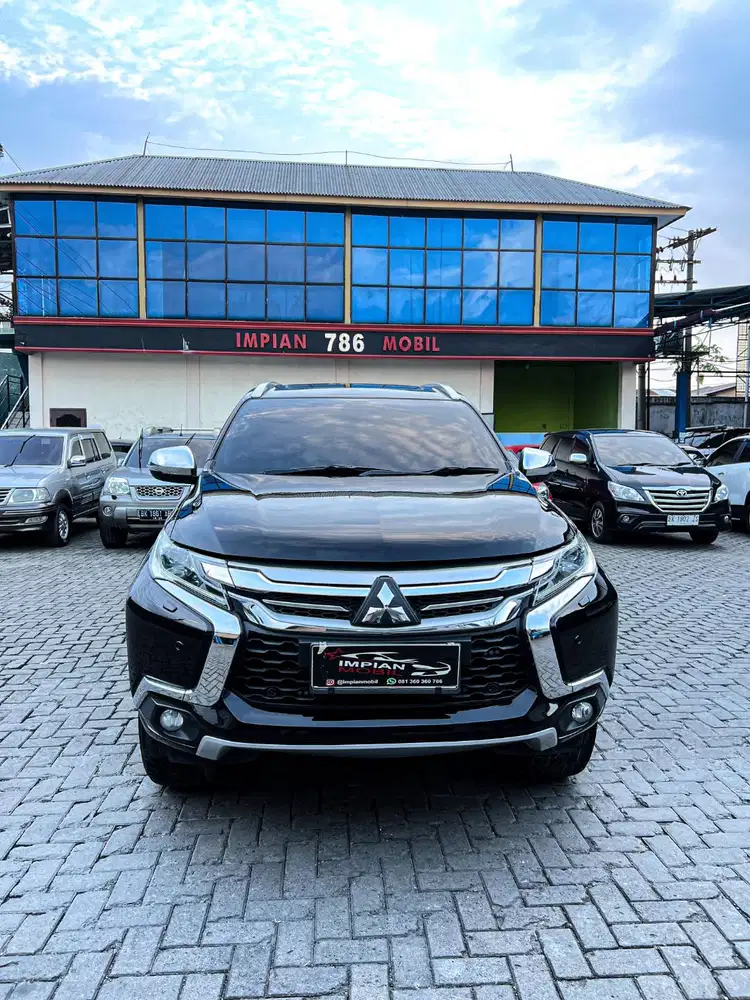 Mitsubishi Pajero Sport Dakar A/T Hitam 2019 lx570 nx200 e250 c200 hrv