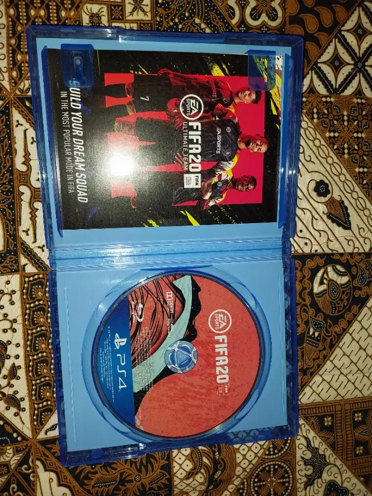 PRELOVED GAME PS4 FIFA 20