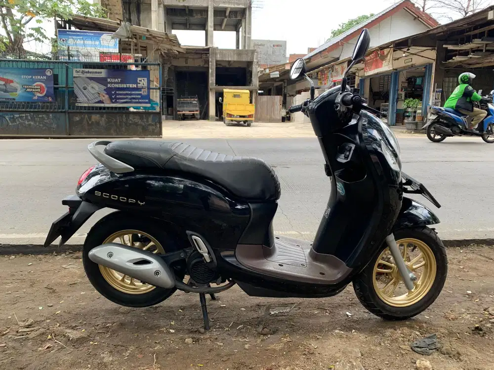 SCOOPY PRESTIGE KEYLESS TAHUN 2020