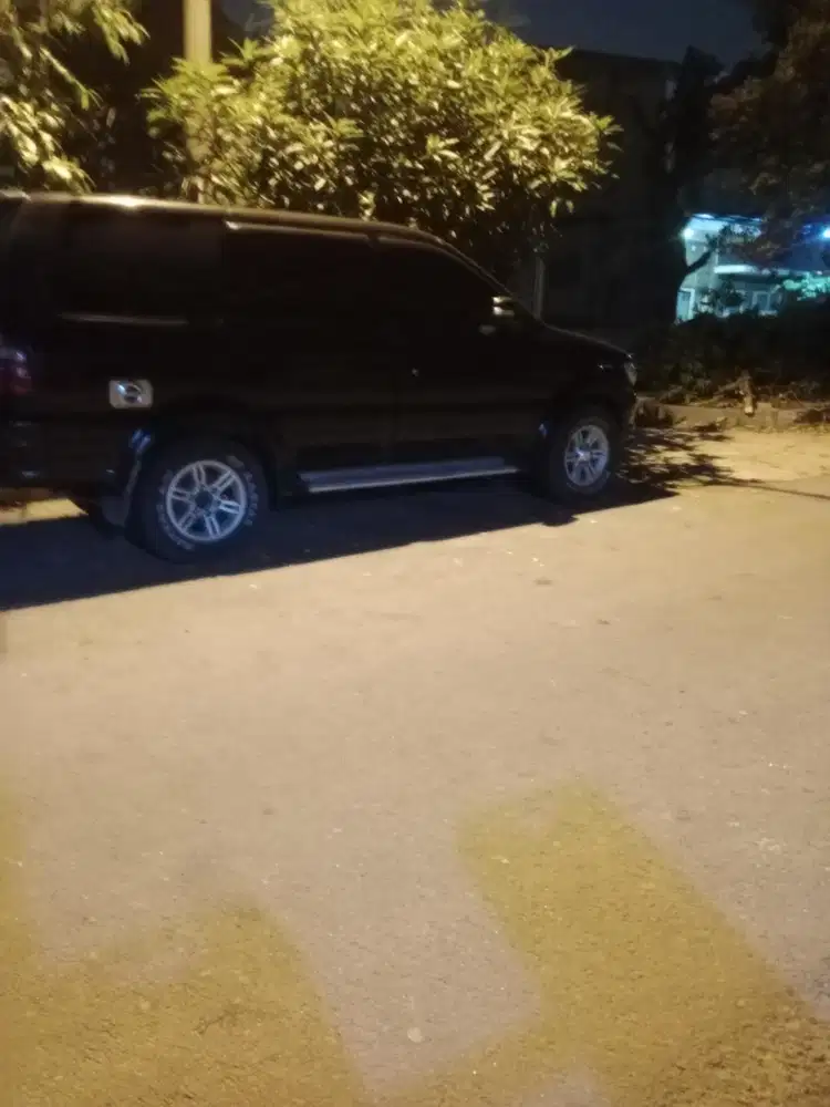 Isuzu Panther 2011 Diesel