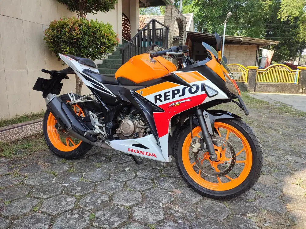 CBR FACELIFT TAHUN 2016 PAJAK HIDUP