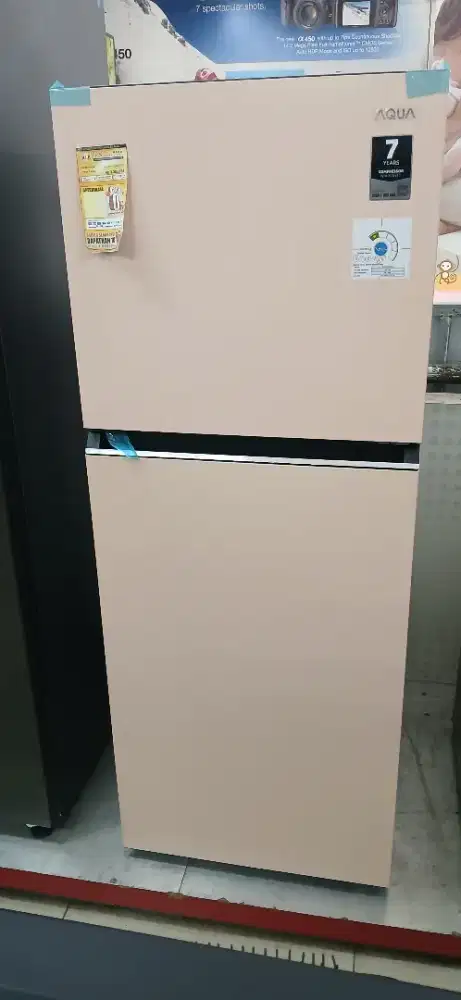 KULKAS 2 PINTU AQR-DTM265CBP (PE)