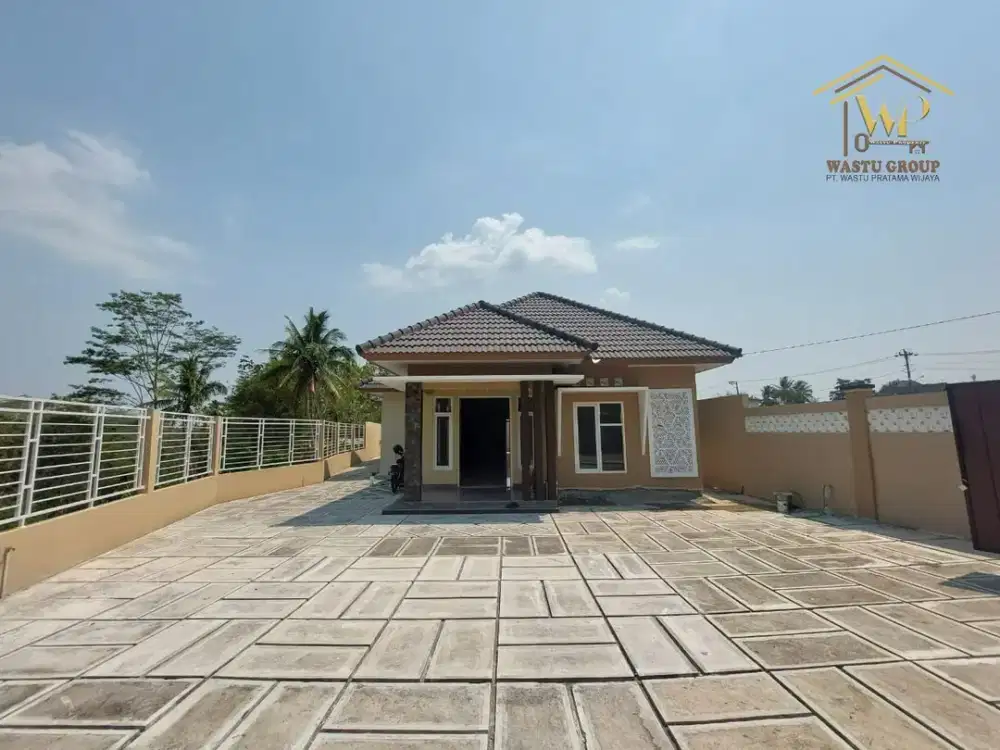 VILLA TANAH LUAS DI MAGELANG KOTA, PARKIRAN LUAS