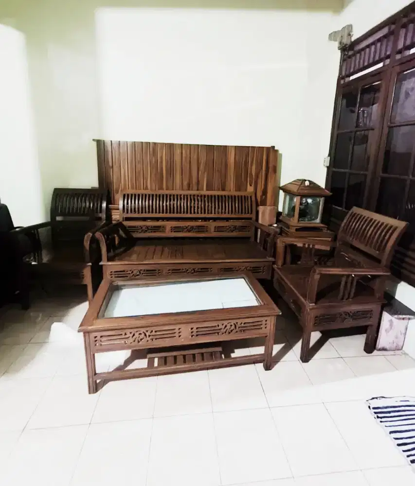 Kursi dan Meja Kayu Jati - Ruang Tamu (bisa nego)