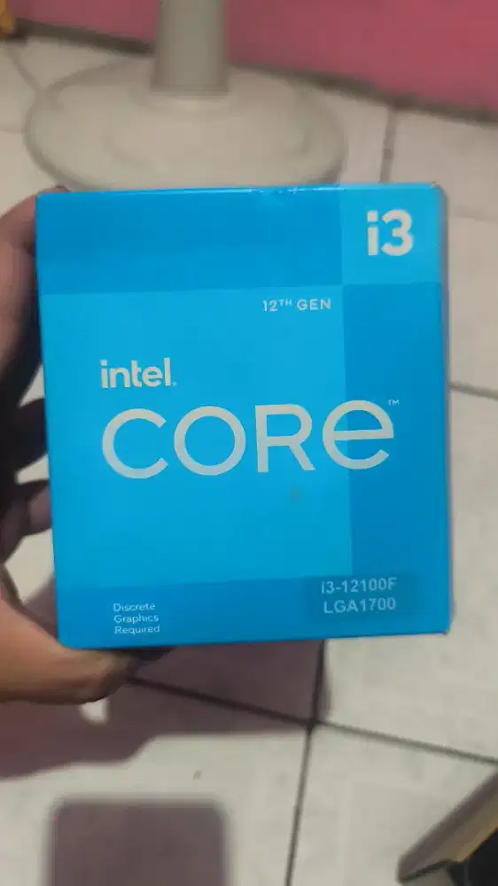 Processor i3 12100F