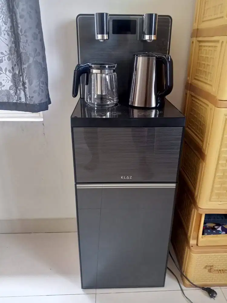 dispenser galon bawah merk klaz