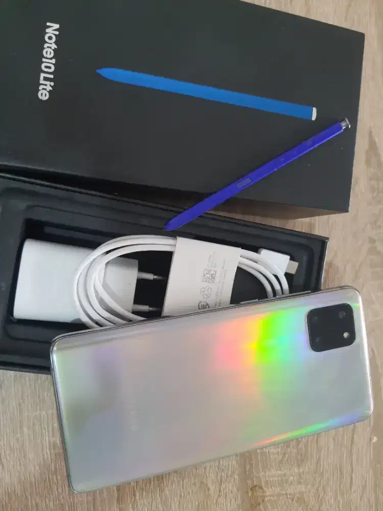 Note 10 Lite(Samsung)128Gb/Ram 8Gb.Fullset-Golden Ponsel