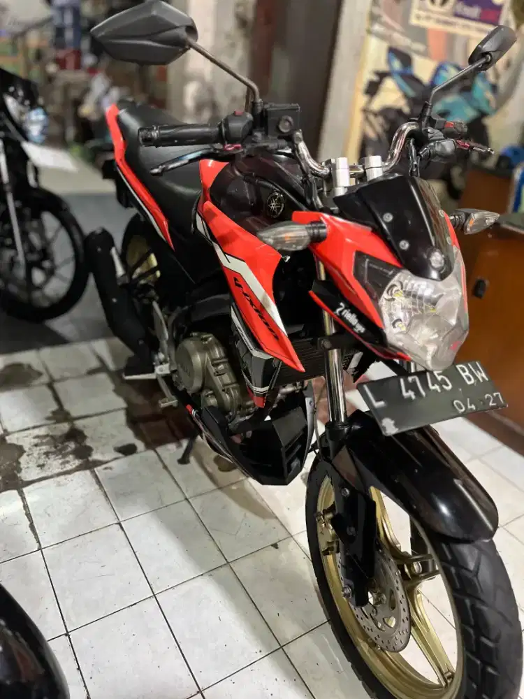 YAMAHA VIXION 2017 SAS MOTOR JL. BARATAJAYA 19 NO 5