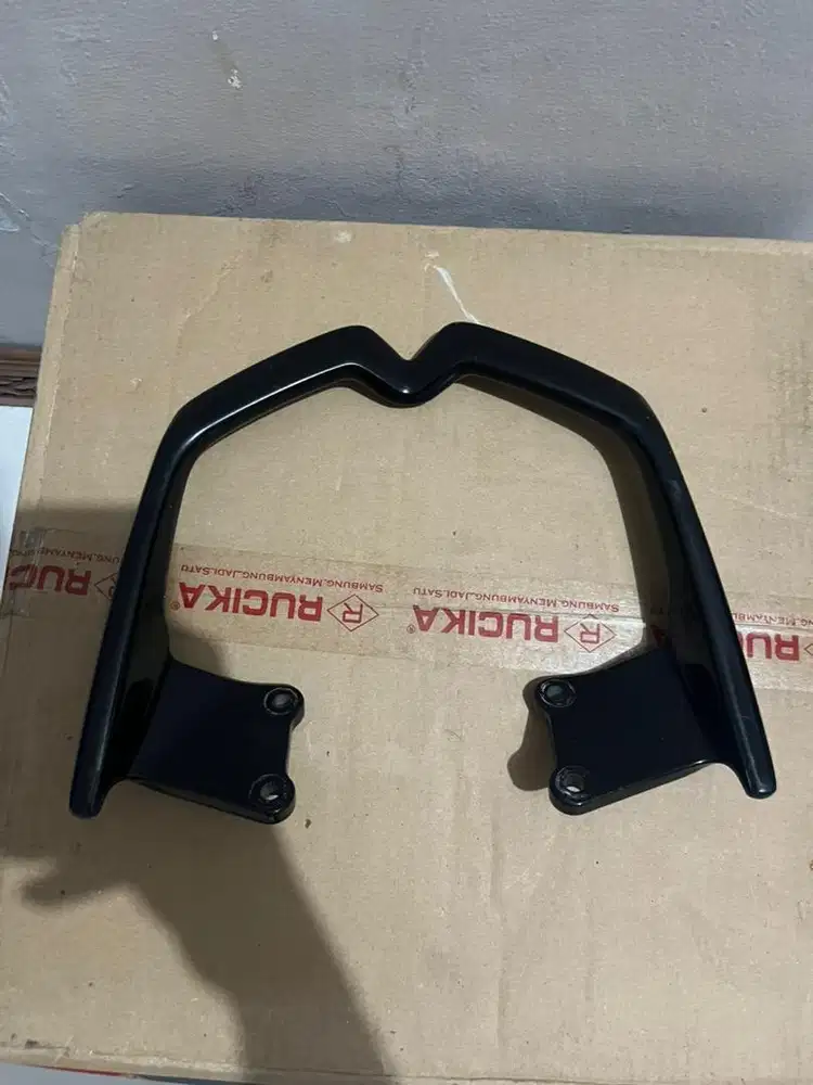 jual behel / palang belakang scorpio z new