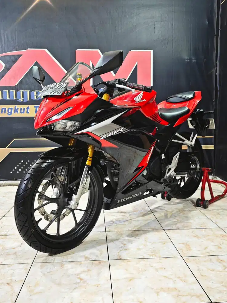 DP 3jt an Honda New CBR150R FI USD TH 2022 Anugerah motor rungkut