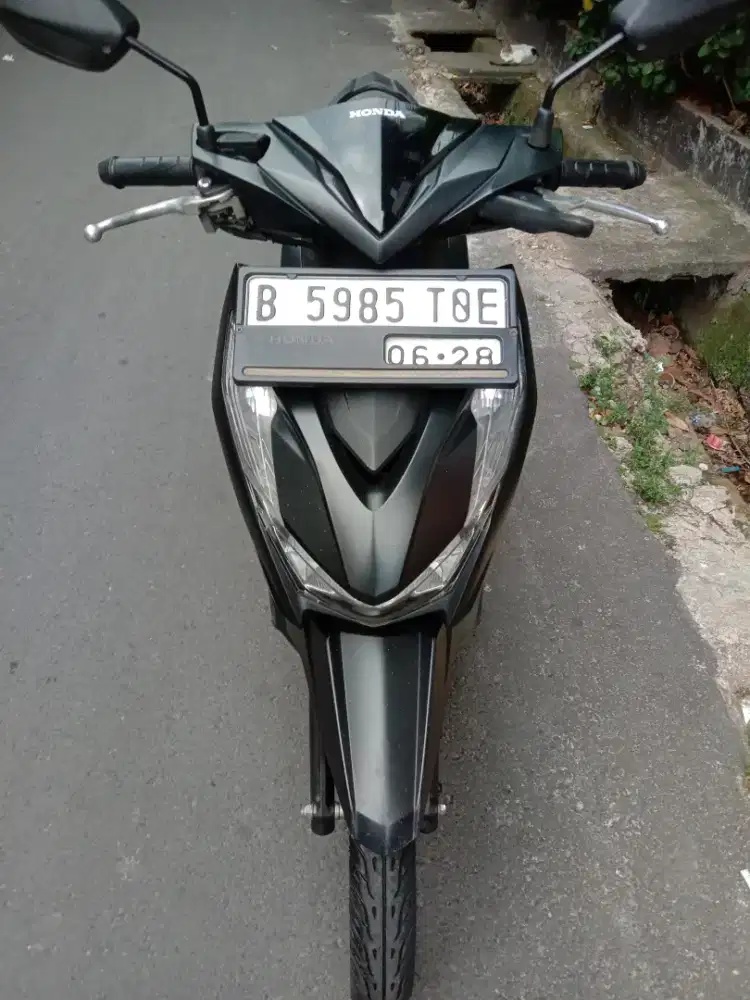 Honda Beat Deluxe 2023 cbs iss