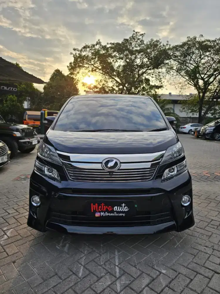 Toyota Vellfire ZG 2012 termurah