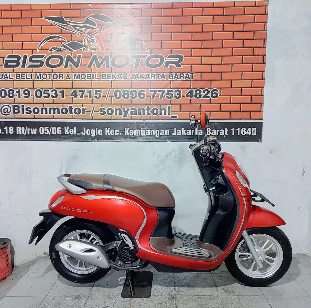 HONDA SCOOPY STYLISH KEYLESS CBS ISS 110 TAHUN 2022 ISTIMEWA MERAH