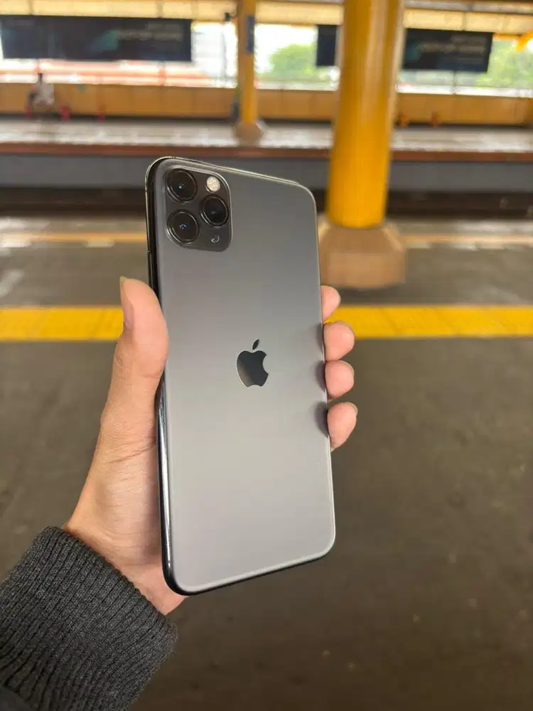 iPhone 11 Pro Max 256GB Space Gray
