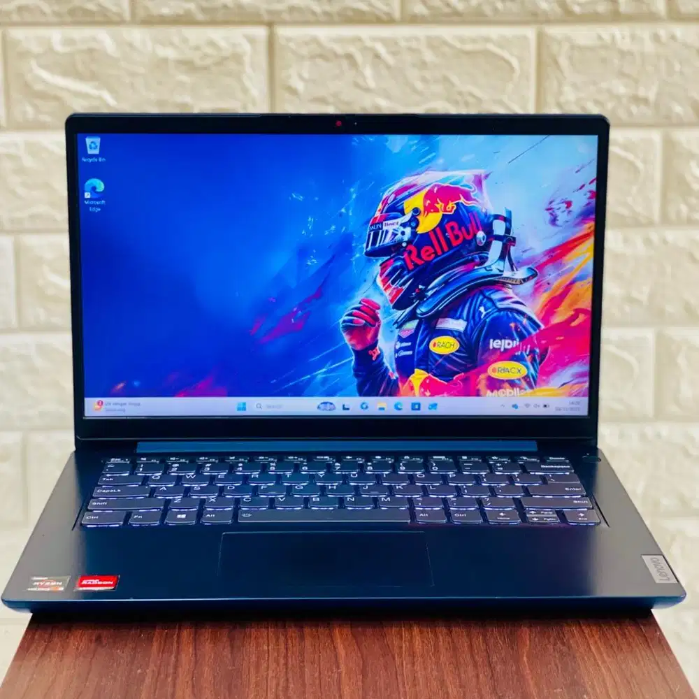 LAPTOP SULTAN GAMING LENOVO IDEAPAD SLIM 3 AMD RYZEN 3 5300 3.8 GHZ