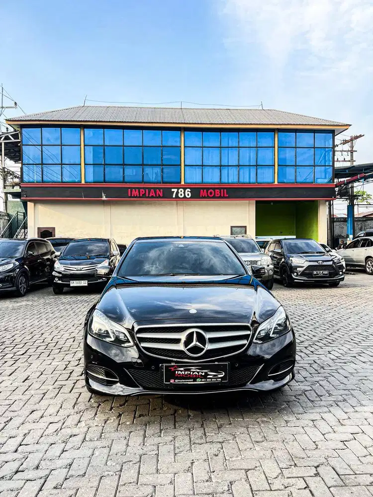 Mercedes Benz E250 Avantgarde A/T Hitam 2013 scirocco bmw civic glc250