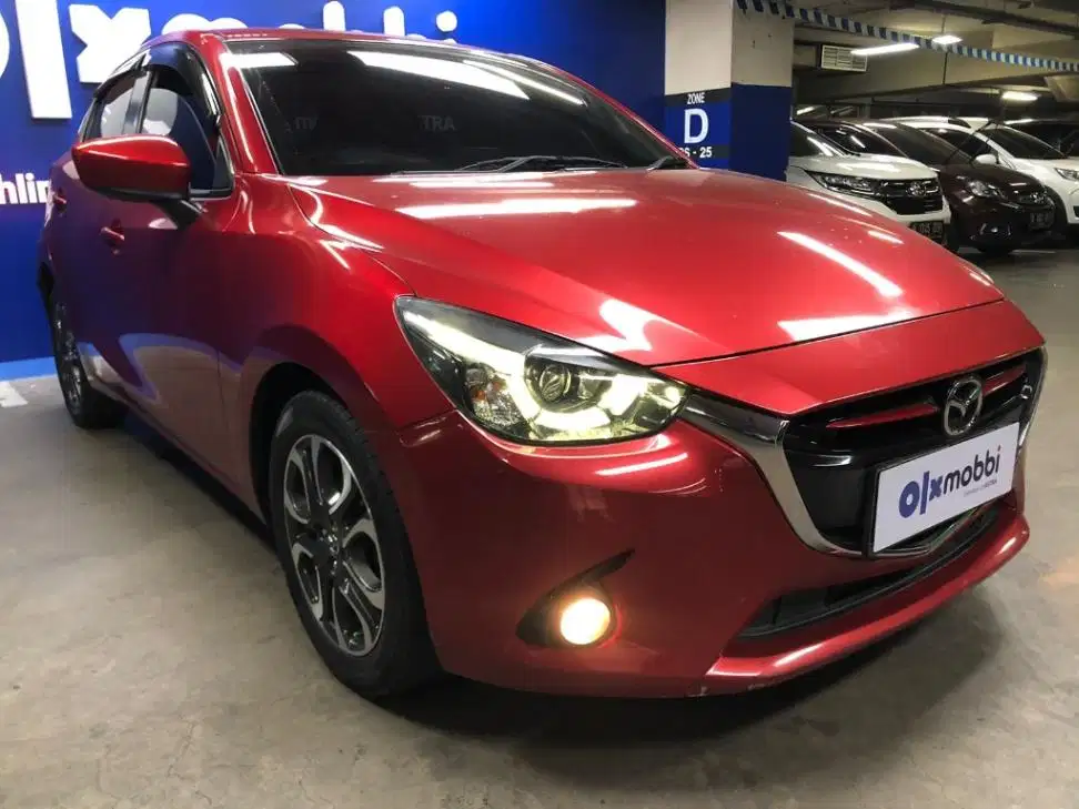 DP RENDAH Mazda 2 1.5 R Skyactiv Bensin-AT 2015 BFNS