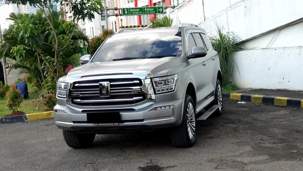 Km8rb gwm tank 500 hev hybrid 4x4 awd 2024 pakai 2025