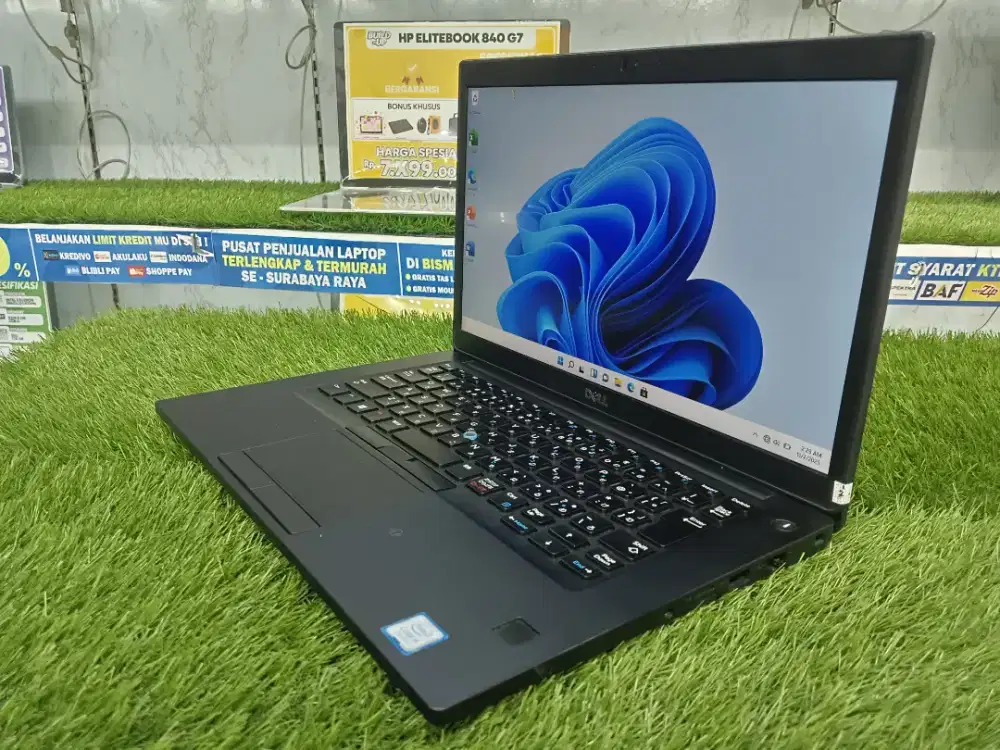 Promo laptop like new bergaransi siap pake murah