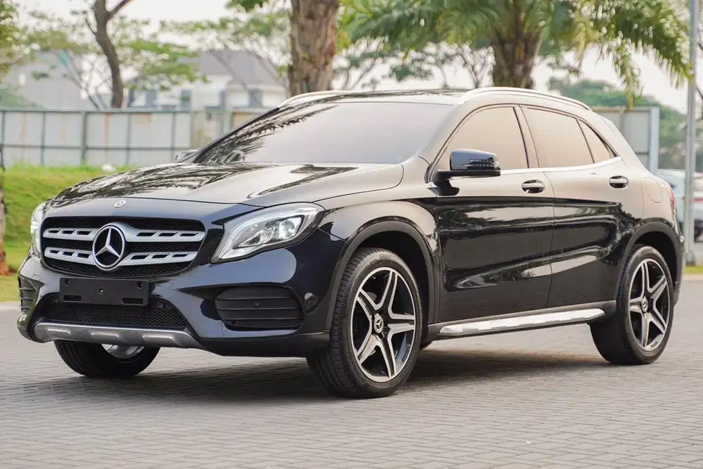 (DP 17jt) Mercedes Benz GLA200 AMG Facelift 2017