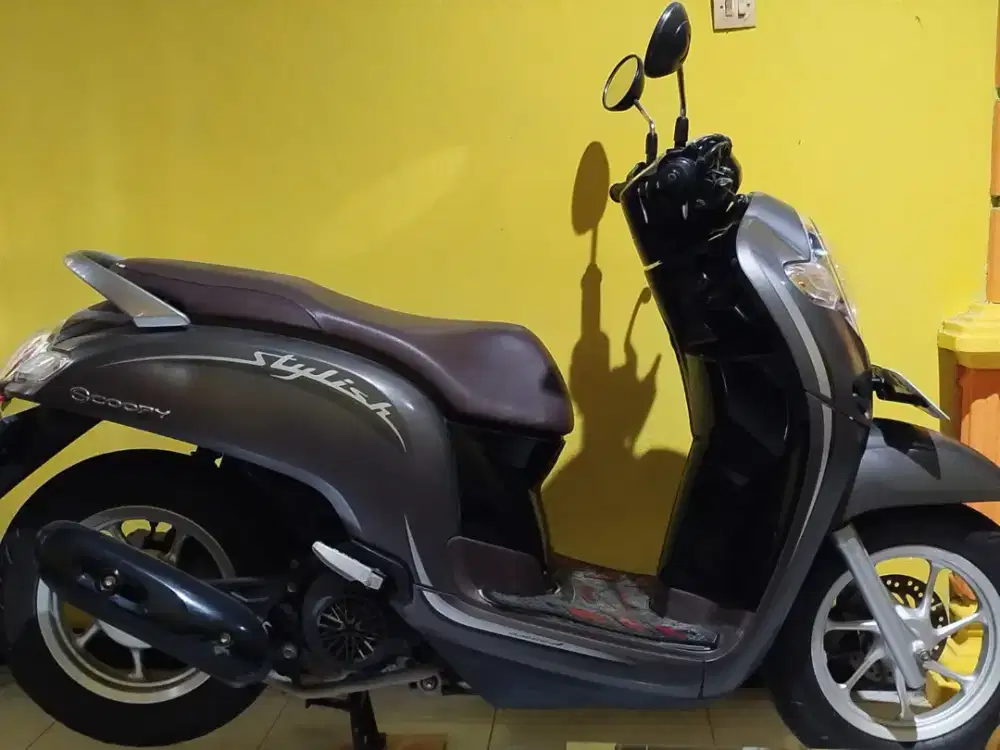 Scoopy tahun 2020 stylis