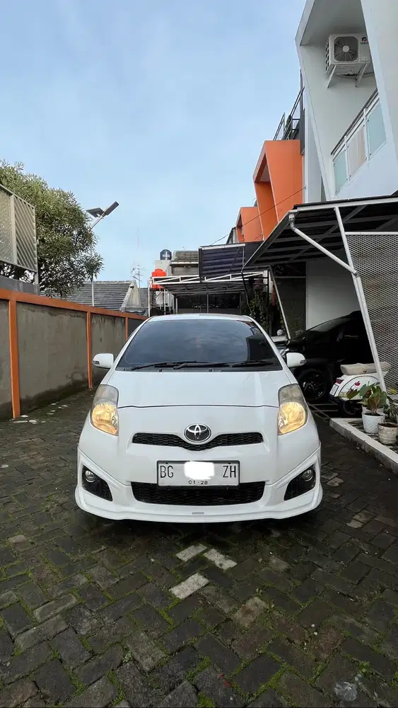 Toyota Yaris TRD 2012 AT