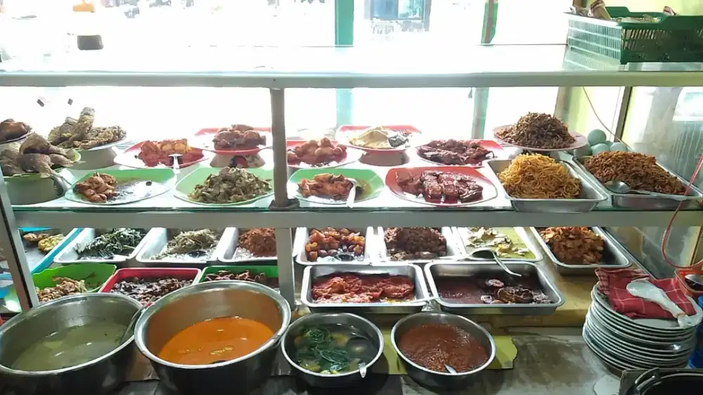 over warteg di belakang pasar bunga jln.salam raya