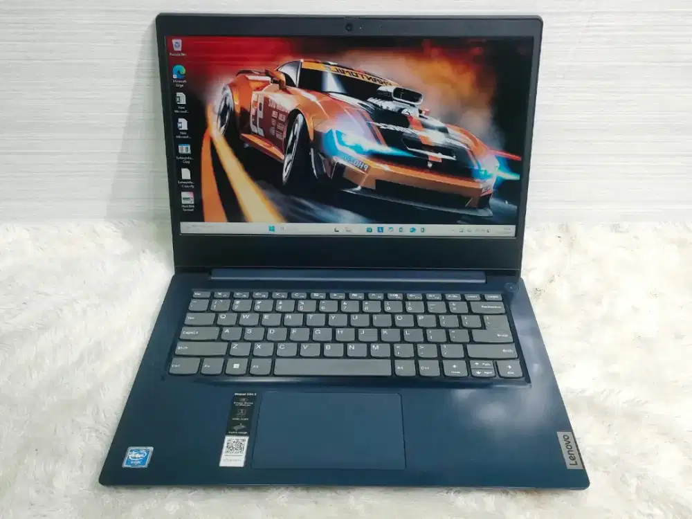 Laptop Lenovo Ideapad V14 -ADA -AMD Ryzen 3 - SSD 256GB -4GB -MULUS