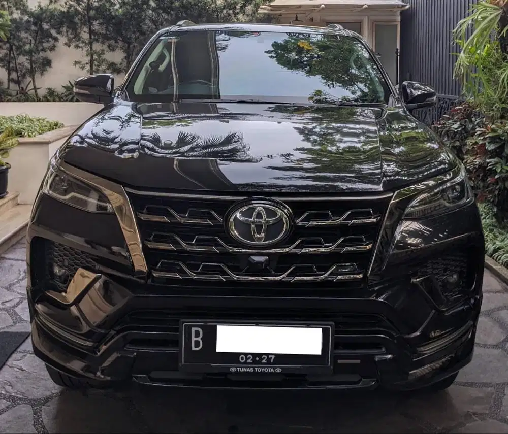 Toyota Fortuner 2.8 VRZ 4x2 AT Tahun 2022
