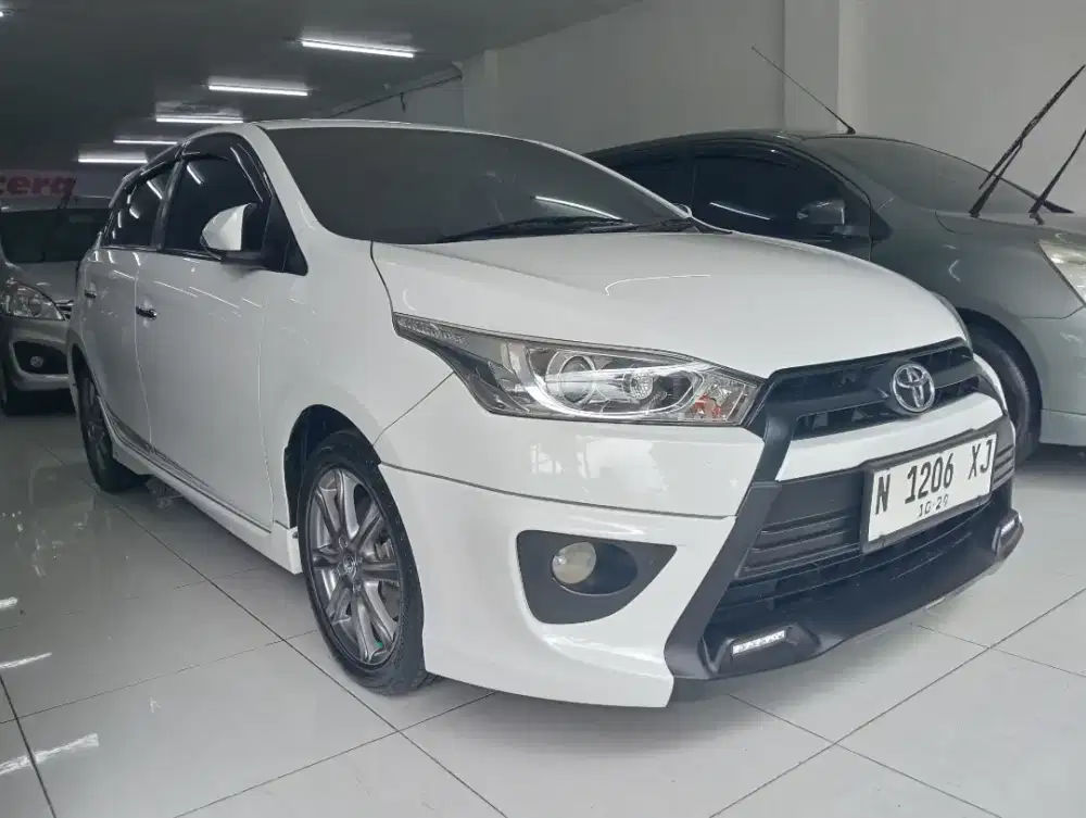 Toyota Yaris 1.5 TRD Sportivo manual 2014