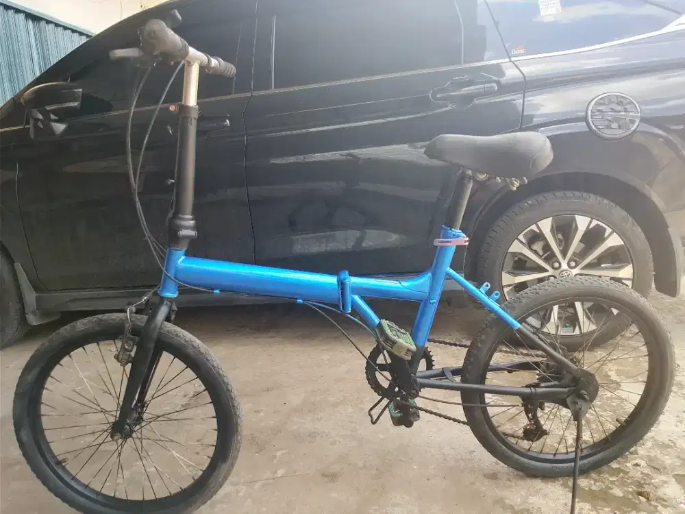 Sepeda lipat ukuran 20 gigi mulus