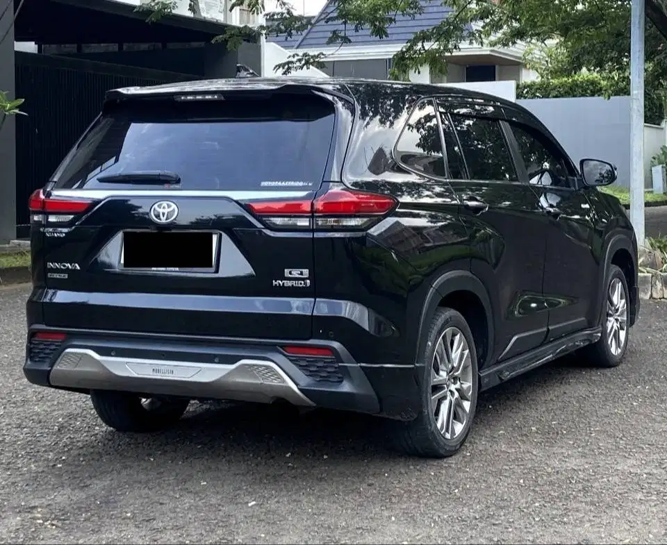 TDP 15 JUTA Innova Zenix 2.0 Q HV Modellista Captain Seat 2023