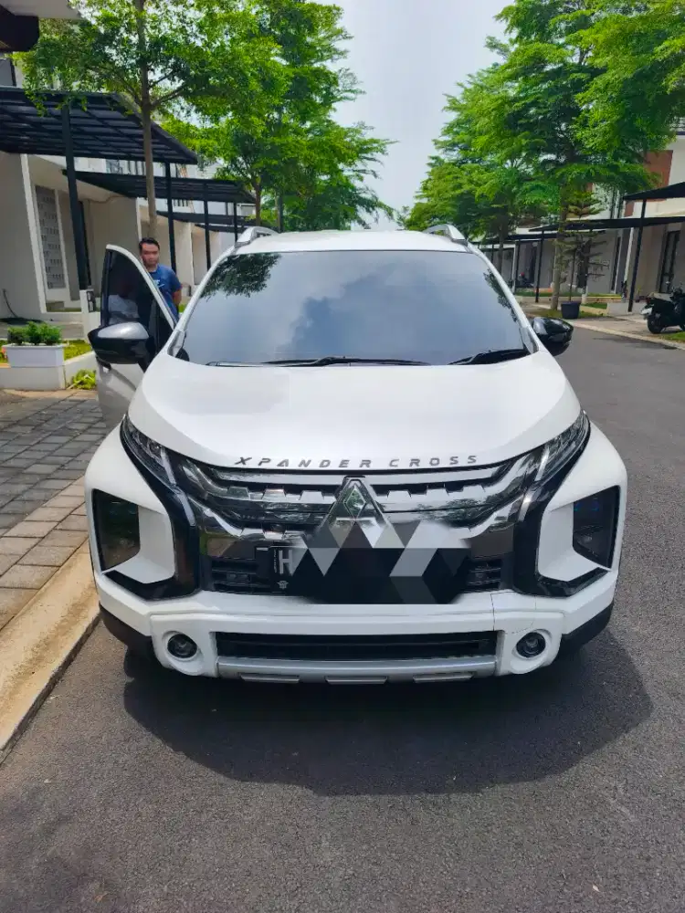 Mitsubishi Xpander Cross premium AT 2020