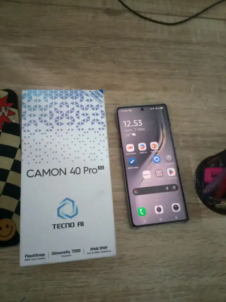 Tecno Cammon 40 Pro 5G 8/256 GB. Baru 4 hari