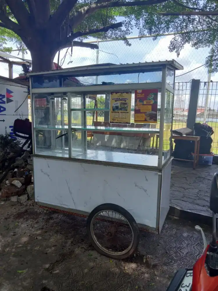 Gerobak jualan serbaguna